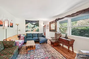 710 Heatherwood Dr, Hendersonville, NC 28792 - Photo 7