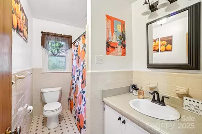 710 Heatherwood Drive, Hendersonville, NC 28792 - Photo 25