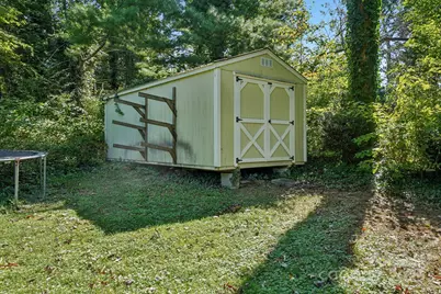 710 Heatherwood Drive, Hendersonville, NC 28792 - Photo 39