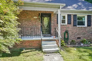 710 Heatherwood Dr, Hendersonville, NC 28792 - Photo 5