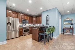 402 Golfview Ct SE, Lenoir, NC 28645 - Photo 25