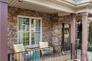 402 Golfview Ct SE, Lenoir, NC 28645 - Photo 3