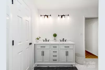 9026 Louvaine Drive, Charlotte, NC 28227 - Photo 17