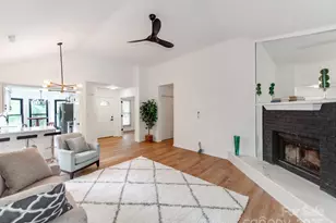 9026 Louvaine Dr, Charlotte, NC 28227 - Photo 3