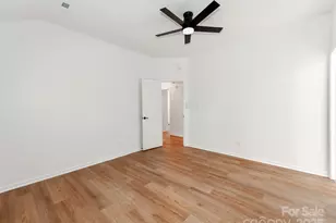 9026 Louvaine Dr, Charlotte, NC 28227 - Photo 15