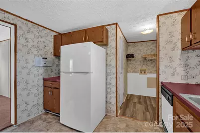 4586 Deal Road, Claremont, NC 28610 - Photo 11