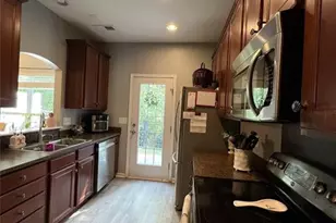 4707 Craigmoss Ln, Charlotte, NC 28278 - Photo 7