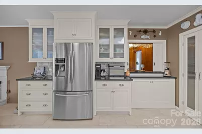 185 Macon Avenue #10B, Asheville, NC 28804 - Photo 15