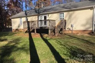 1020 Ashford St, Charlotte, NC 28214 - Photo 7