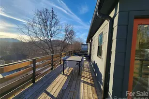 113 Hillside St, Canton, NC 28716 - Photo 5