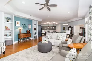 2206 Lincolnshire Ln, Waxhaw, NC 28173 - Photo 3