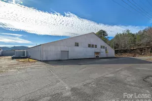 111 Old Bee Tree Rd, Swannanoa, NC 28804 - Photo 1