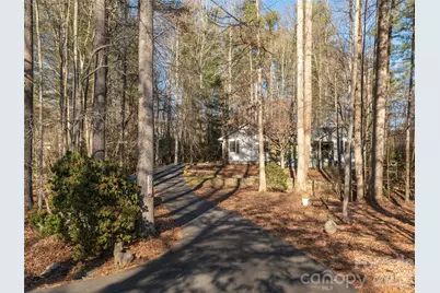 128 Camellia Way, Hendersonville, NC 28739 - Photo 37