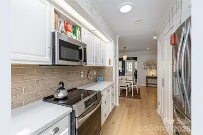 128 Camellia Way, Hendersonville, NC 28739 - Photo 15