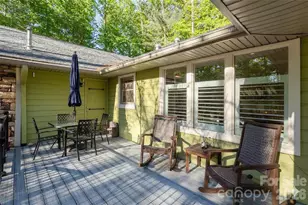 128 Camellia Way, Hendersonville, NC 28739 - Photo 3