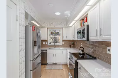 128 Camellia Way, Hendersonville, NC 28739 - Photo 13