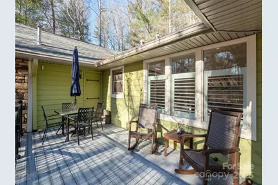 128 Camellia Way, Laurel Park, NC 28739 - Photo 3