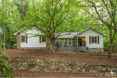 128 Camellia Way, Hendersonville, NC 28739 - Photo 1