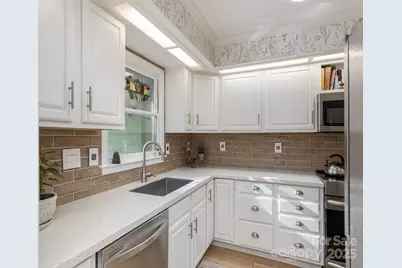 128 Camellia Way, Laurel Park, NC 28739 - Photo 13