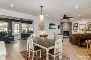 128 Camellia Way, Hendersonville, NC 28739 - Photo 9