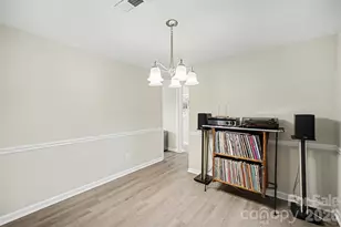 8001 Regent Park Ln, Charlotte, NC 28210 - Photo 9