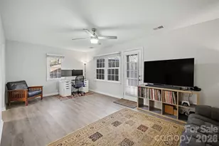 8001 Regent Park Ln, Charlotte, NC 28210 - Photo 13