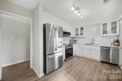 8001 Regent Park Lane, Charlotte, NC 28210 - Photo 7