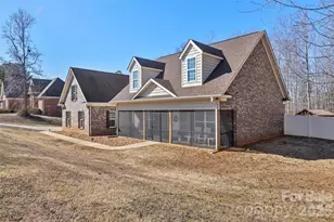 3216 Sage Dr, York, SC 29745 - Photo 3