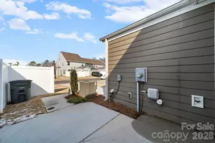 5036 David Cox Rd, Charlotte, NC 28269 - Photo 39