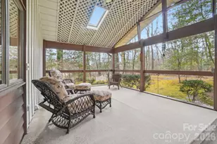 19 Hickory Ct Ln, Hendersonville, NC 28792 - Photo 33