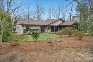 19 Hickory Ct Ln, Hendersonville, NC 28792 - Photo 27