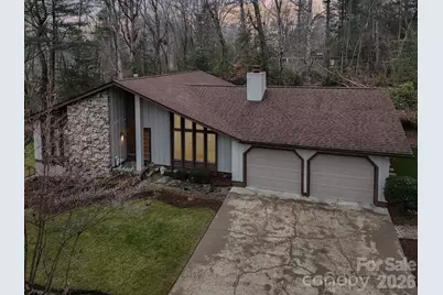 19 Hickory Court Lane, Hendersonville, NC 28792 - Photo 1