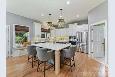 7740 Quail Park Drive, Charlotte, NC 28210 - Photo 15