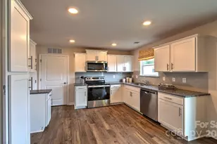 111 Clear Creek Ln, Waynesville, NC 28785 - Photo 5