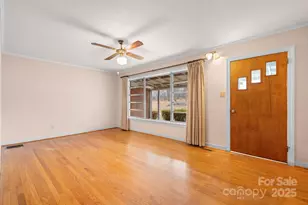 1177 2nd St Pl SE, Hickory, NC 28602 - Photo 3