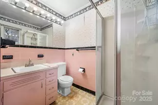 1177 2nd St Pl SE, Hickory, NC 28602 - Photo 11