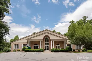 210 Black Oak Ln, Hendersonville, NC 28791 - Photo 45