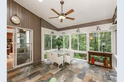 210 Black Oak Lane, Hendersonville, NC 28791 - Photo 15