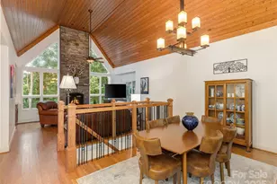 210 Black Oak Ln, Hendersonville, NC 28791 - Photo 7