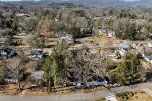 228 Grove St, Brevard, NC 28712 - Photo 43