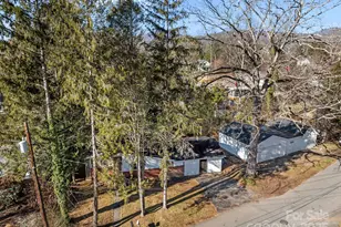 228 Grove St, Brevard, NC 28712 - Photo 41