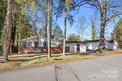 228 Grove Street, Brevard, NC 28712 - Photo 7