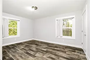 3819 Langley Rd, Charlotte, NC 28215 - Photo 17