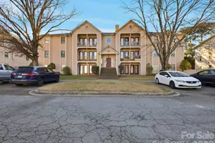 6146 Meadow Rose Ln, Charlotte, NC 28215 - Photo 3