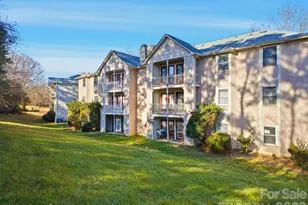 6146 Meadow Rose Ln, Charlotte, NC 28215 - Photo 41