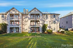 6146 Meadow Rose Ln, Charlotte, NC 28215 - Photo 43