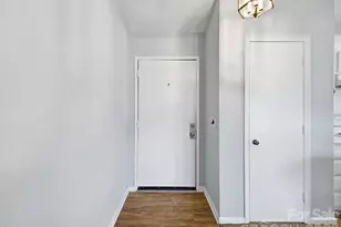 6146 Meadow Rose Ln, Charlotte, NC 28215 - Photo 7