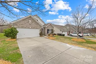 3723 Gricklade Dr, Charlotte, NC 28262 - Photo 7