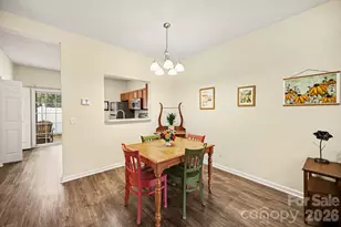 8048 Stoneham Ct, Matthews, NC 28105 - Photo 5