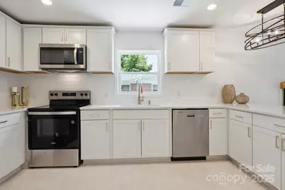 5420 Gwynne Avenue, Charlotte, NC 28205 - Photo 13